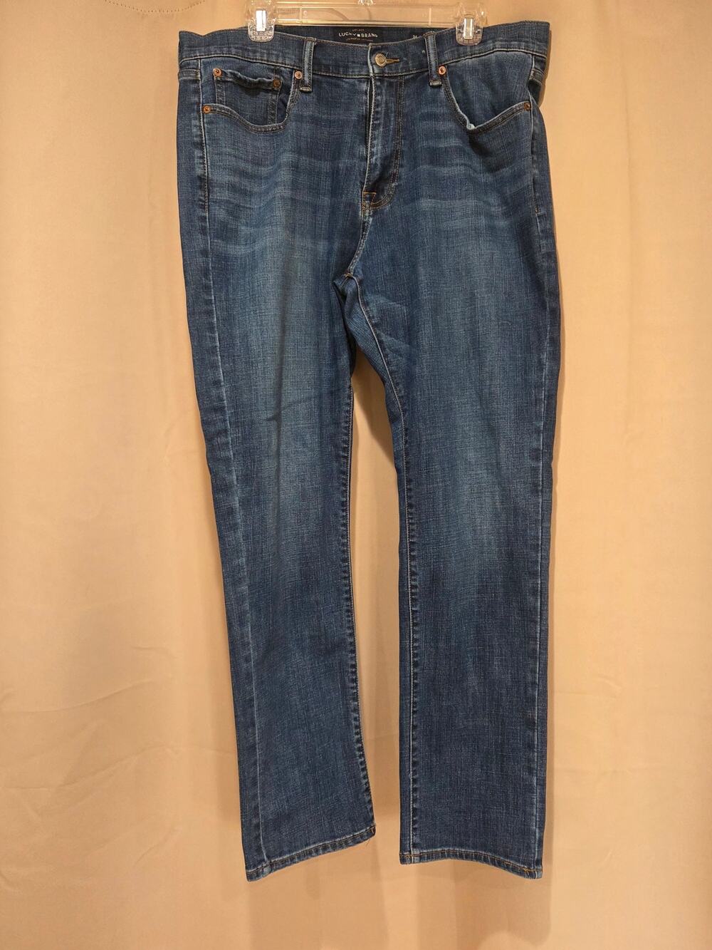 Lucky Brand 410 Athletic Slim Men's Blue Jeans Size 34/32